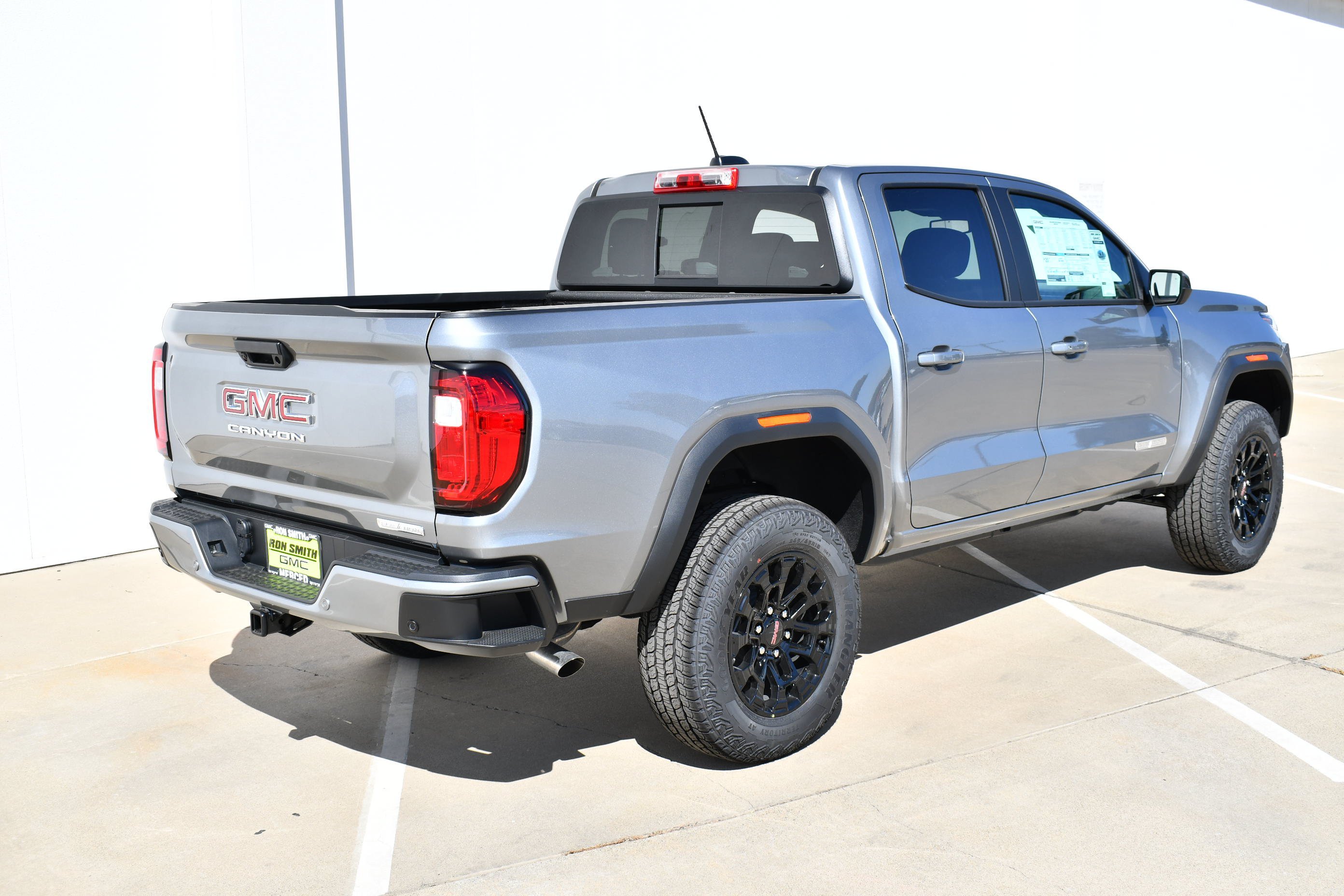 New 2026 Sterling Metallic GMC Elevation image 17