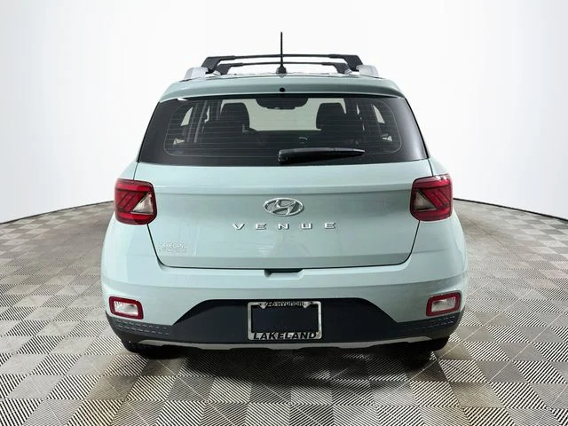 Certified Used 2025 Green Hyundai Limited image 4