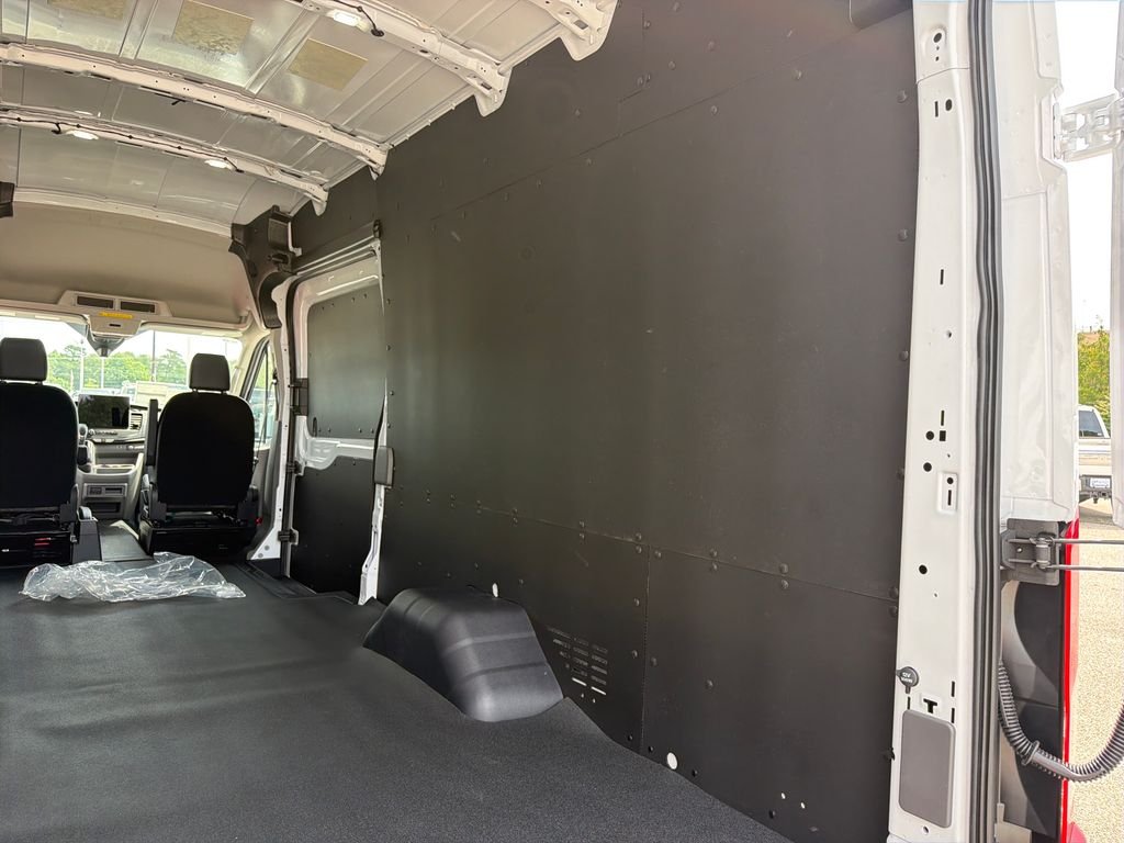 New 2026 Oxford White Ford Cargo Van image 11