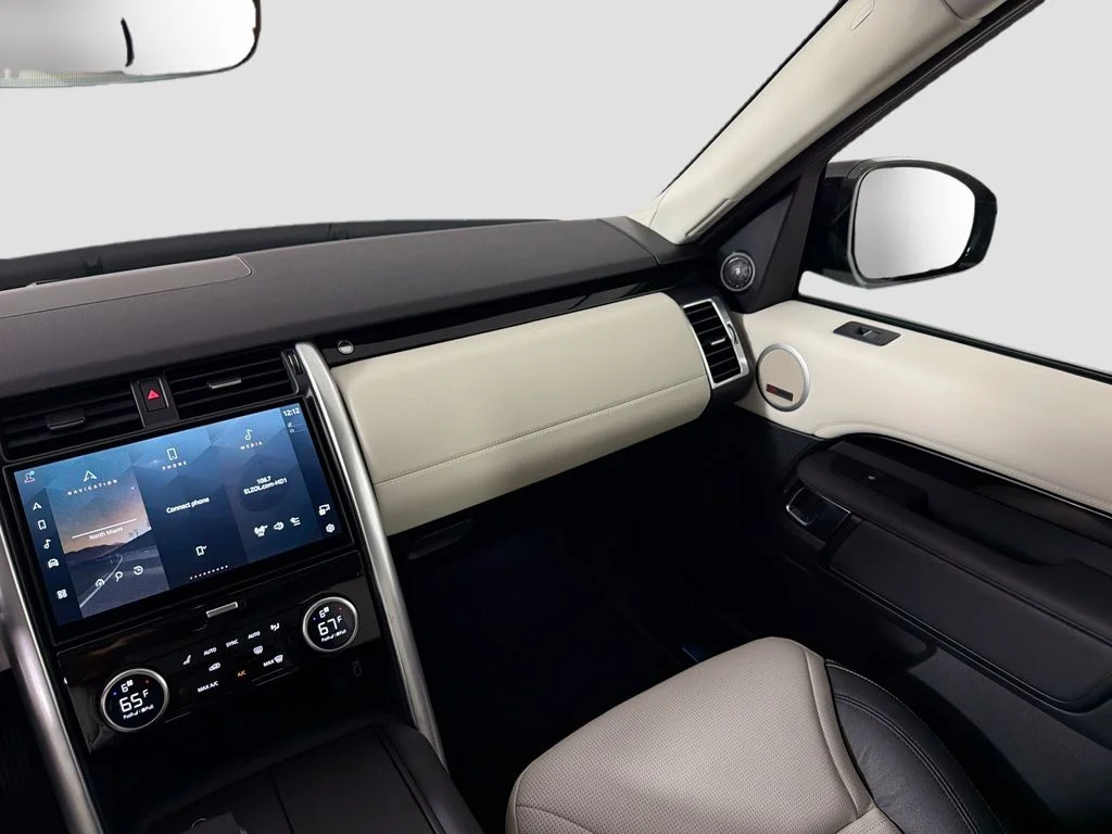 New 2026 Santorini Black Land Rover S image 25