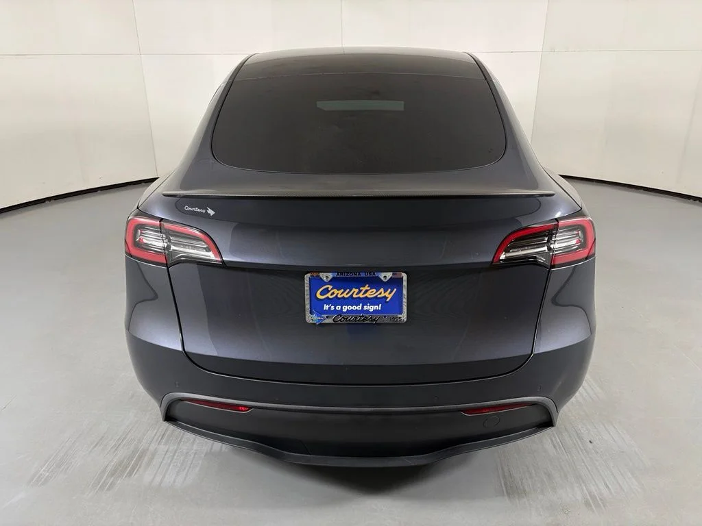 Used 2022 Midnight Silver Metallic Tesla Performance image 8