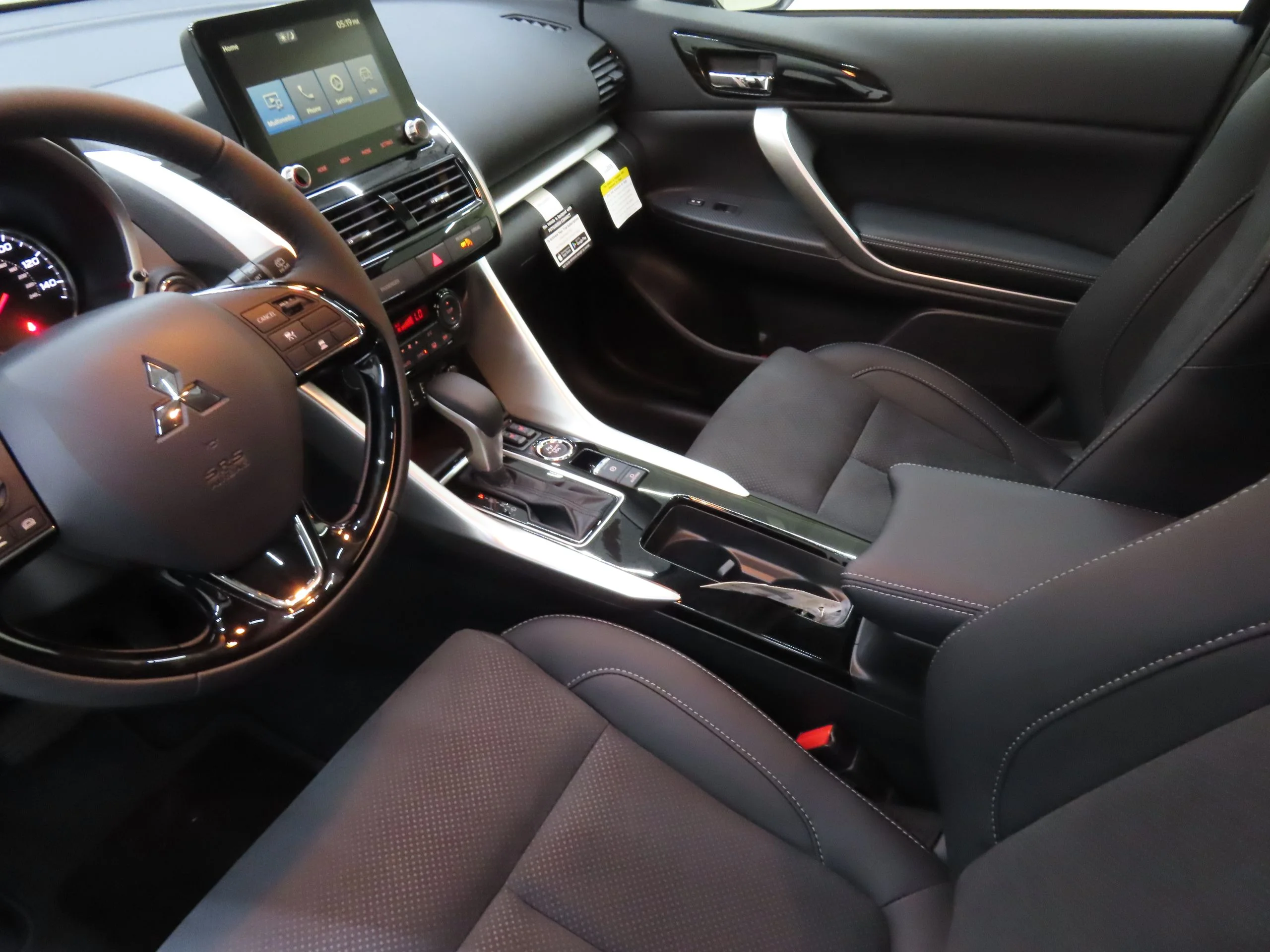 New 2026 Black Mitsubishi SE image 21
