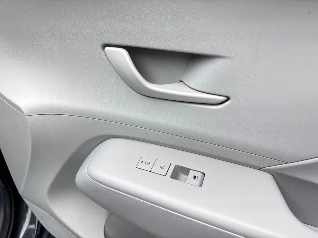 Used 2024 Gray Hyundai SEL image 49
