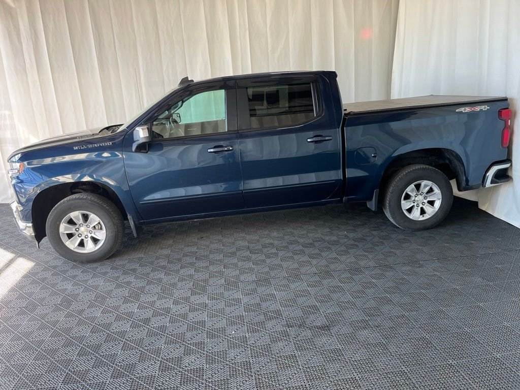 Used 2020 Blue Chevrolet LT image 23