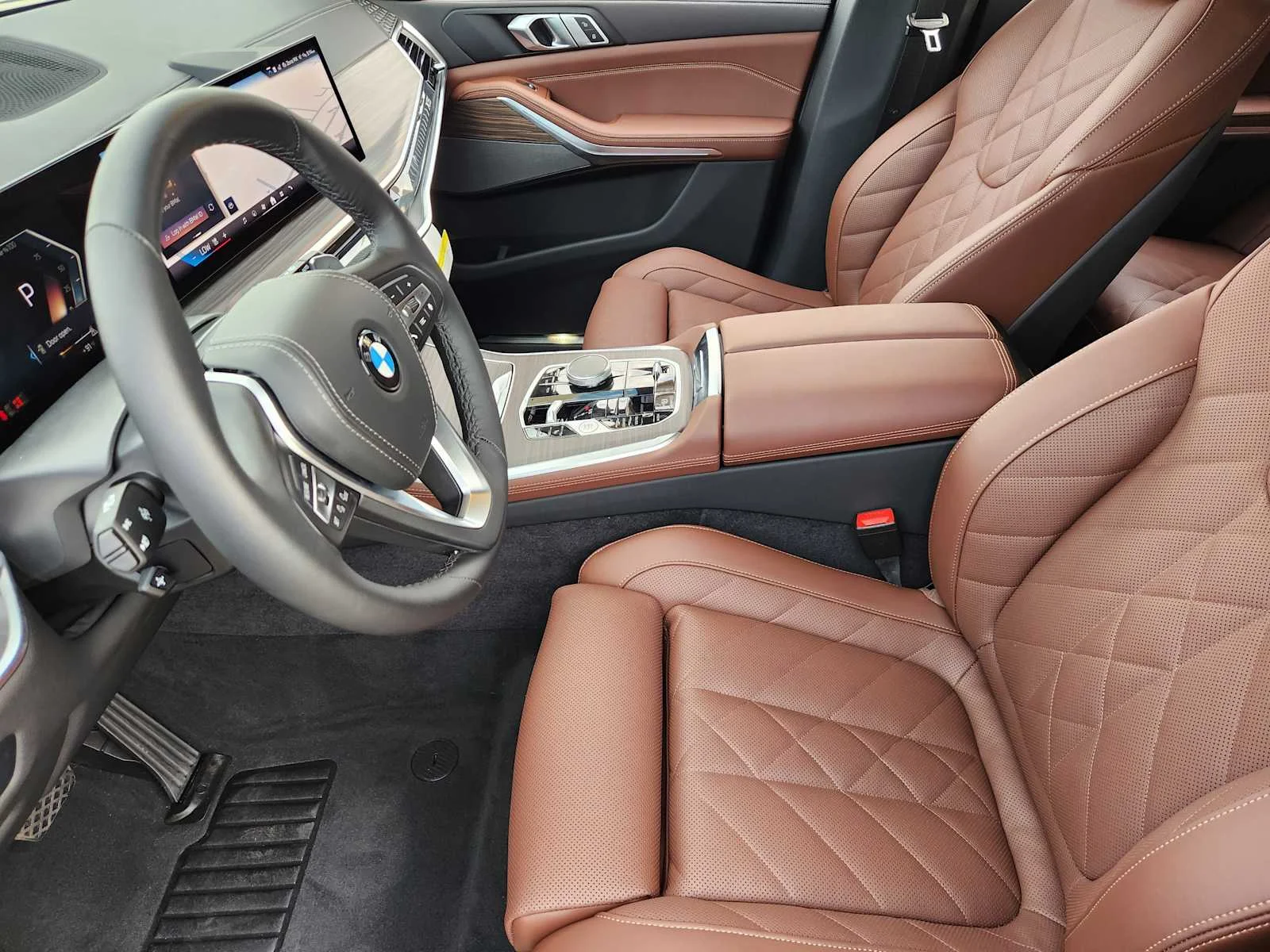 New 2026 Manhattan Green Metallic BMW sDrive40i image 4