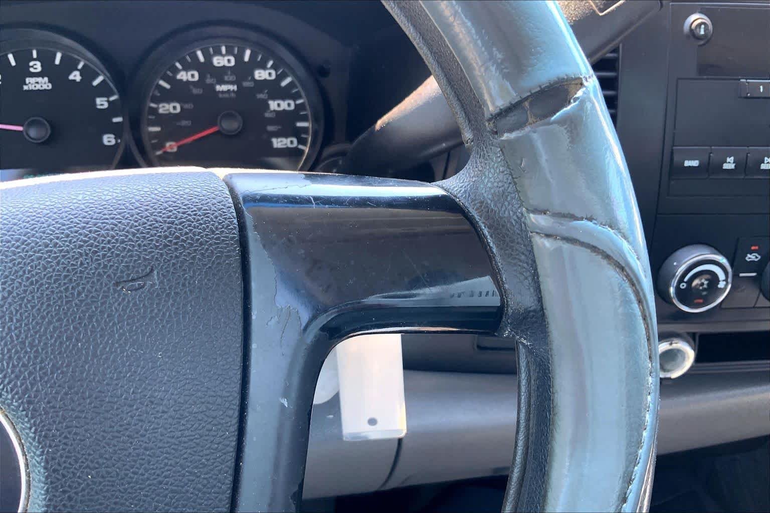 Used 2007 Summit White Chevrolet Work Truck image 24