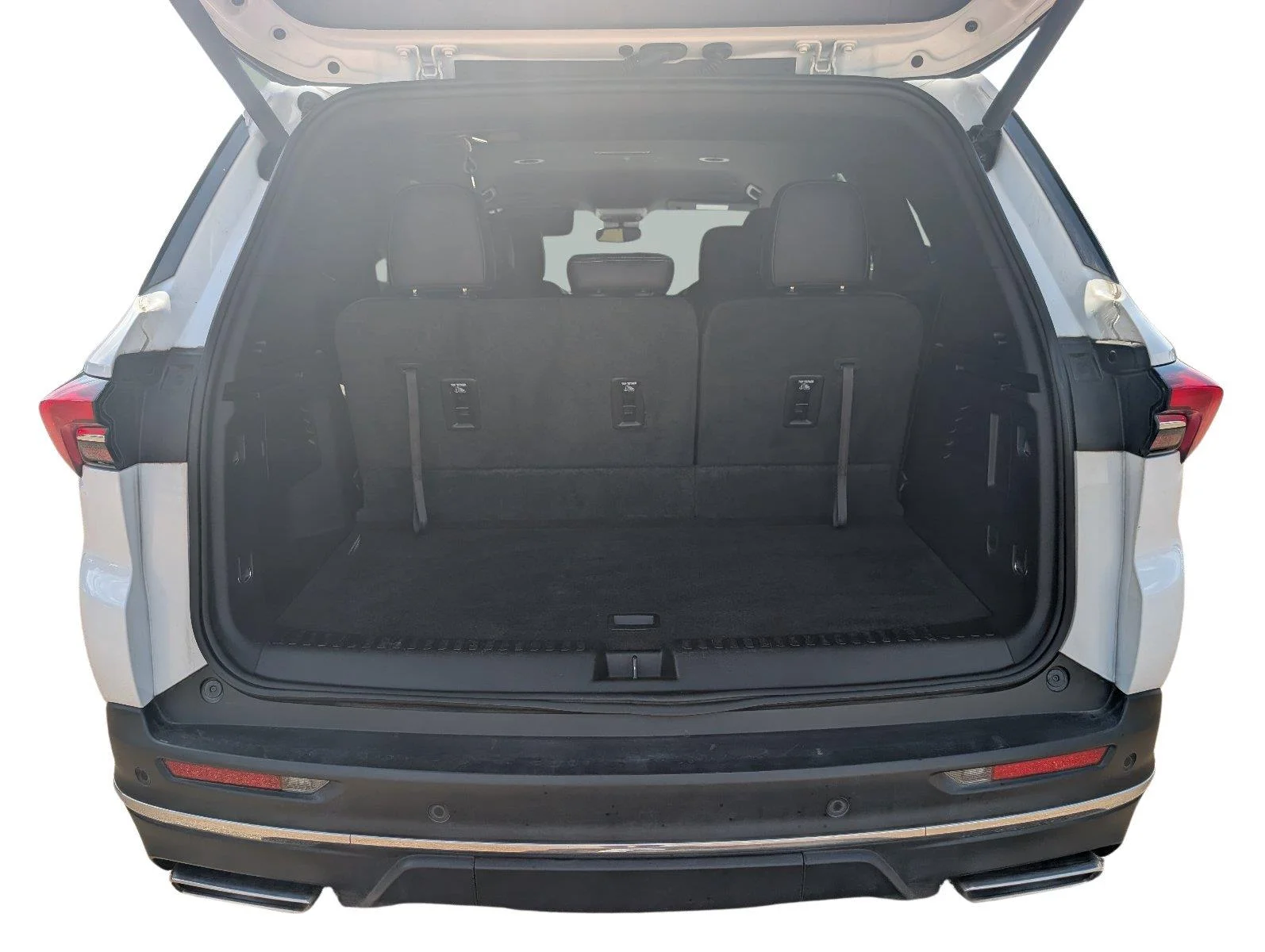 Used 2026 Summit White Buick Preferred image 38
