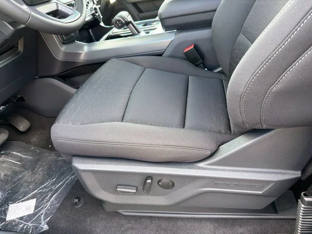 New 2026 Agate Black Metallic Ford XLT image 13