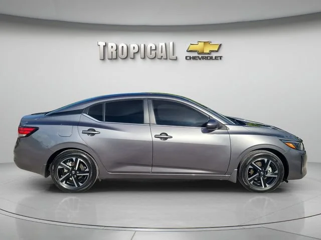 Used 2025 Gray Nissan SV image 6