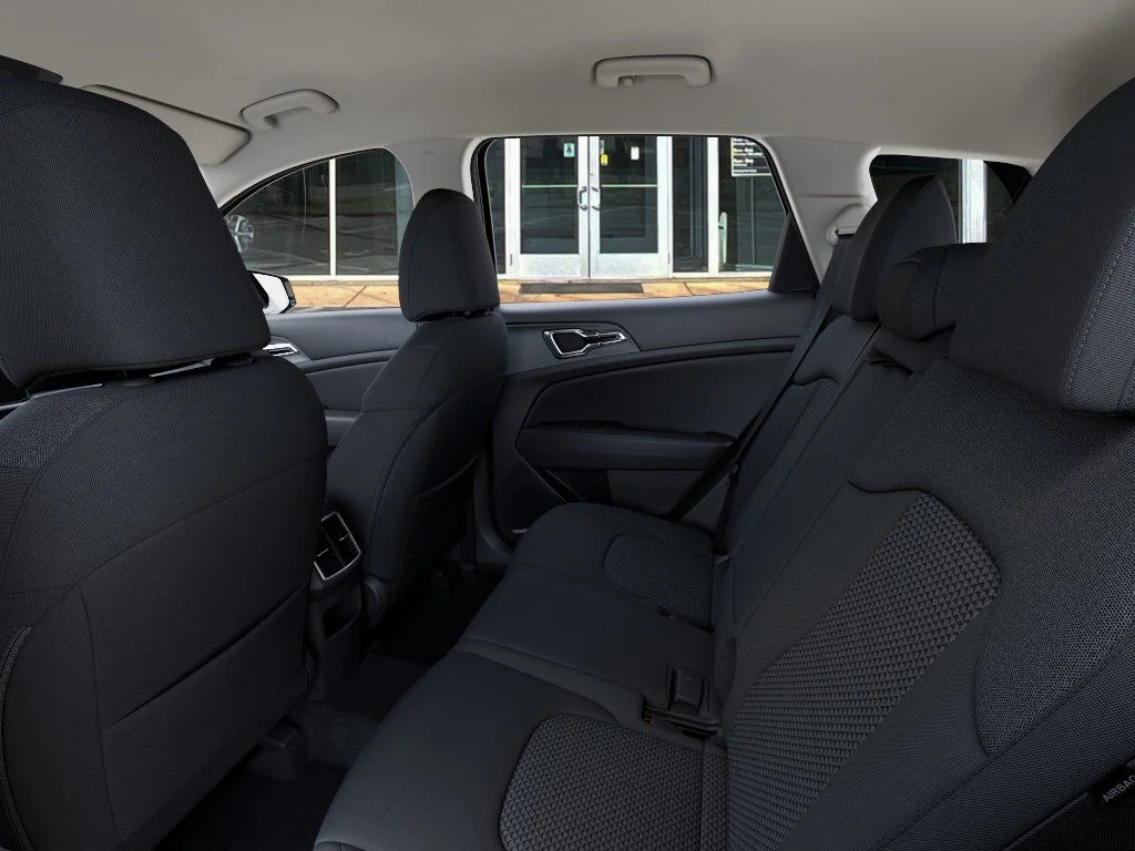 New 2027 Fusion Black Kia S image 18