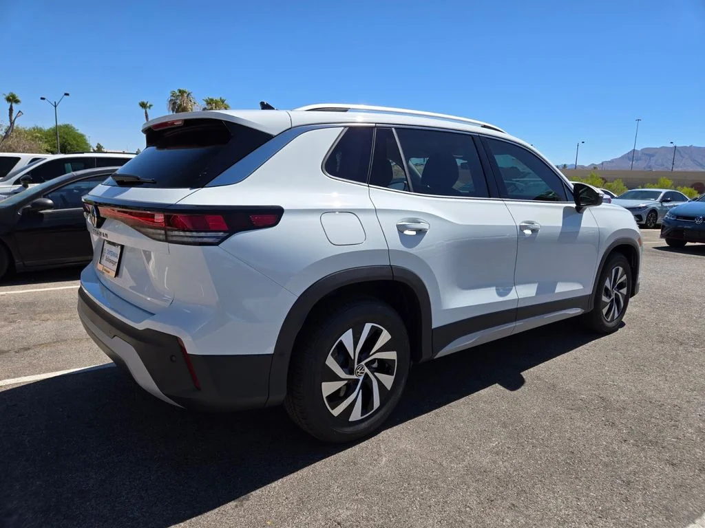 New 2026  Volkswagen 2.0T S image 4