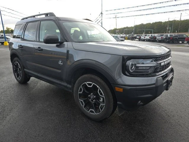 Used 2026 Gray Ford Outer Banks image 3