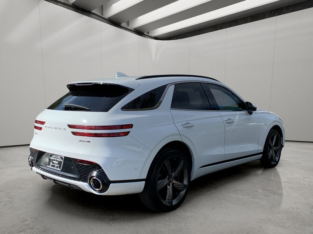 Used 2024 Alta White Genesis 3.5T Sport image 5