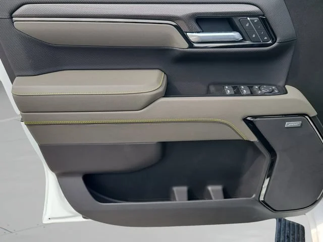 New 2026 Summit White Chevrolet ZR2 image 16