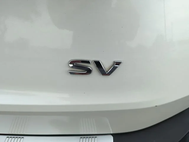 Used 2021 White Nissan SV image 21
