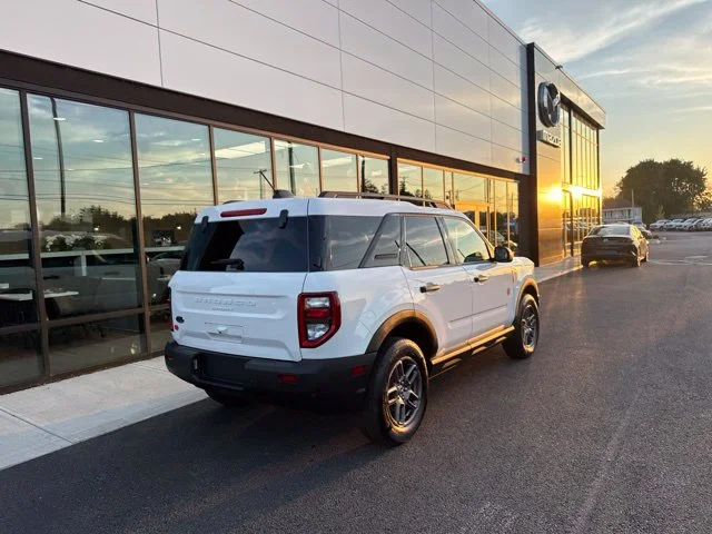 Used 2025 White Ford Big Bend image 3