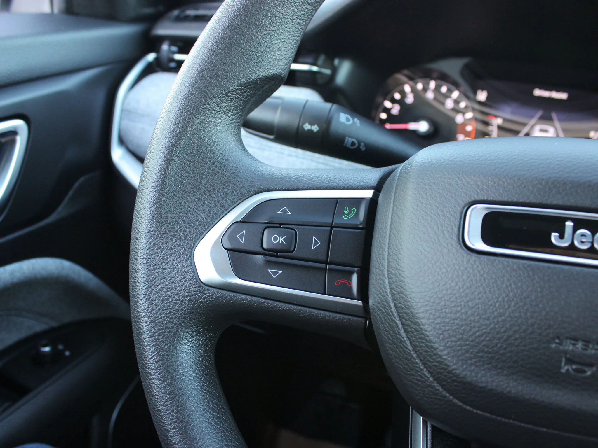 Certified Used 2025 White Jeep Sport * No Accidents | Heated Seats | Backup Camera | Forward Collision Warning image 19