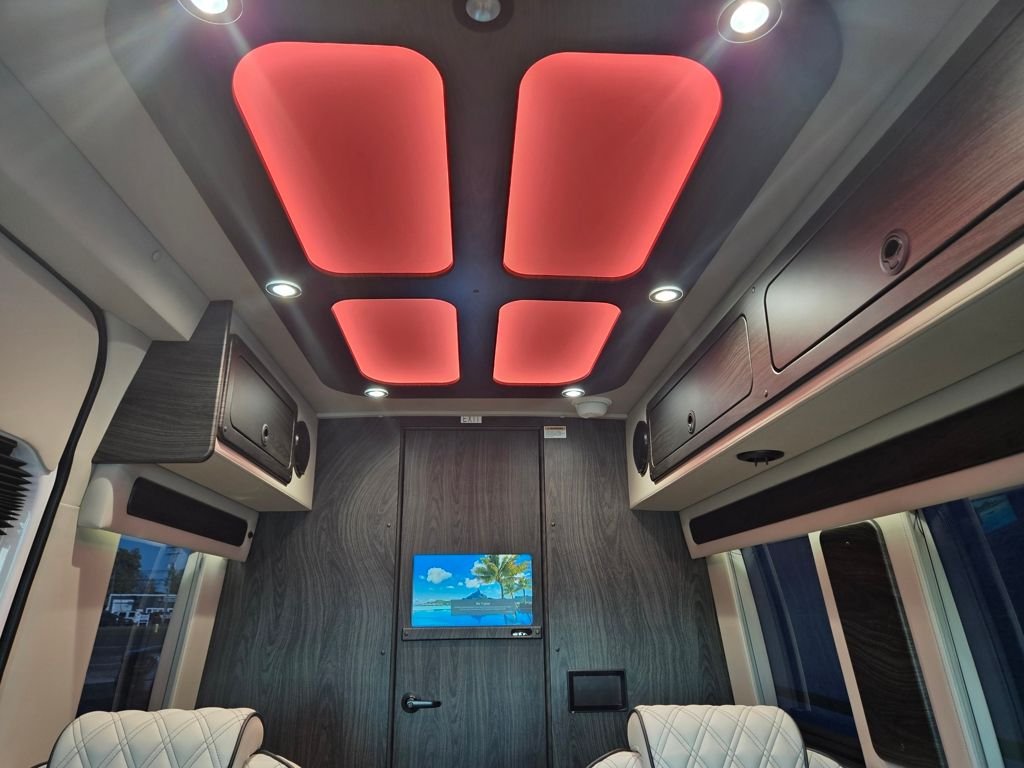 2024 Mercedes-Benz Sprinter Cargo Van Base - Photo 30