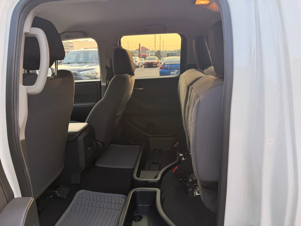 Used 2023 Glacier White Nissan SV image 7