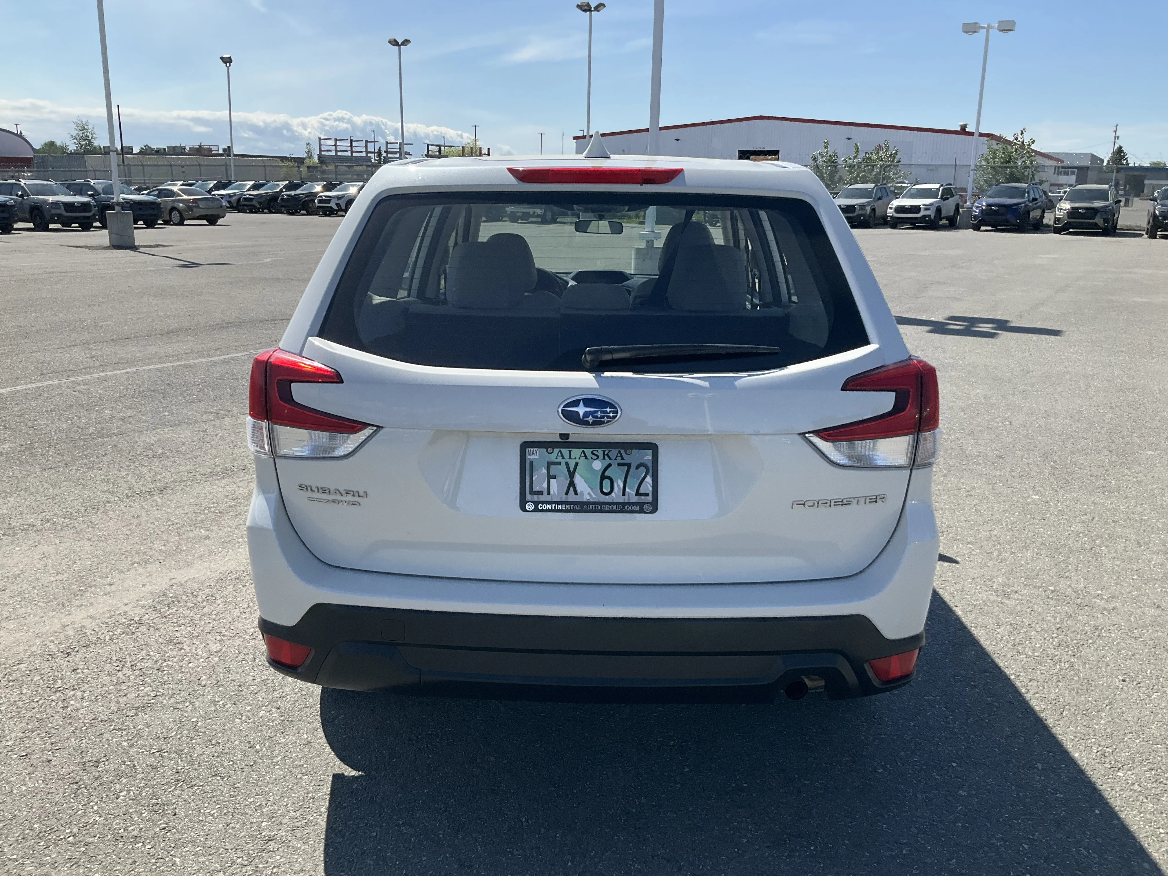 Used 2022 Crystal White Pearl Subaru  image 4