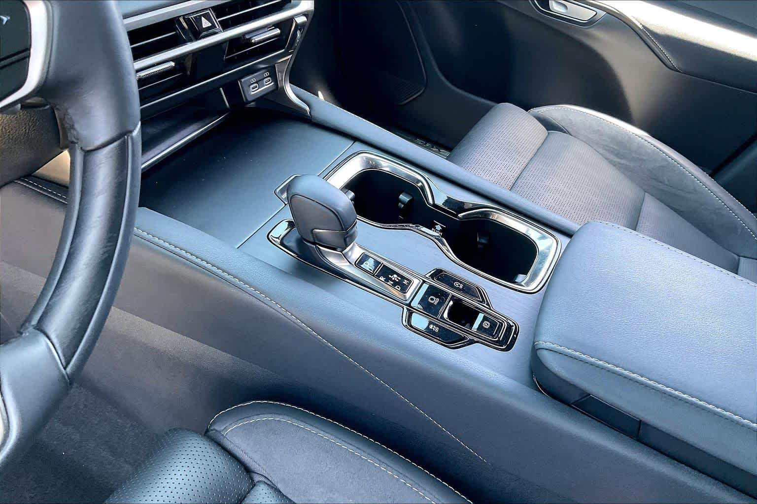 Used 2023 Nebula Gray Pearl Lexus Luxury image 14