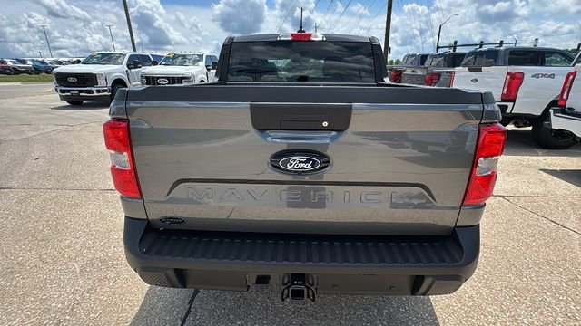 New 2026 Carbonized Gray Metallic Ford XLT image 11