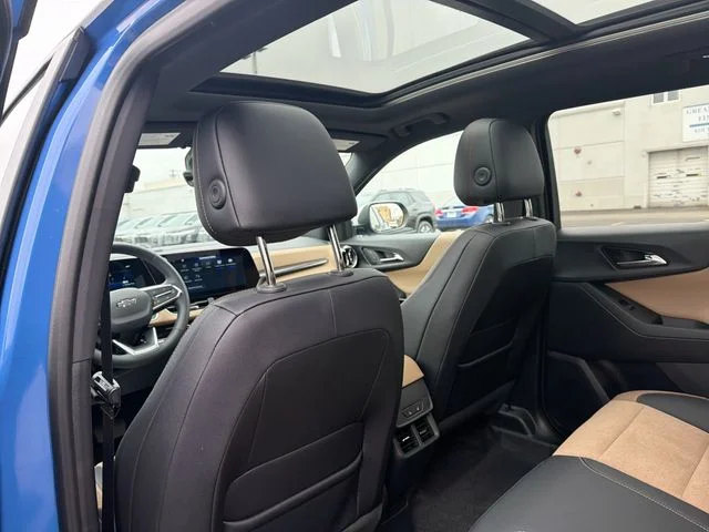 Used 2025 Blue Chevrolet ACTIV image 24