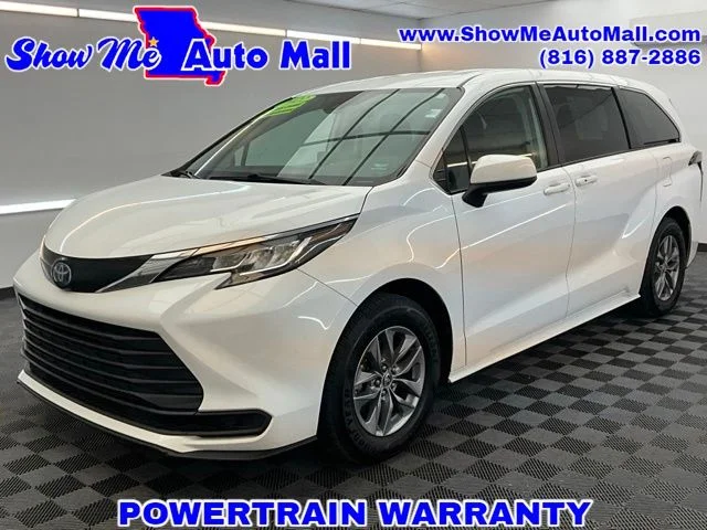 2022 Toyota Sienna LE