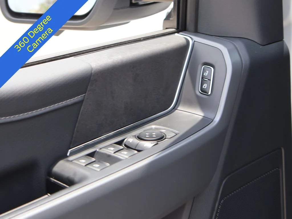 New 2026 Oxford White Ford XLT image 22
