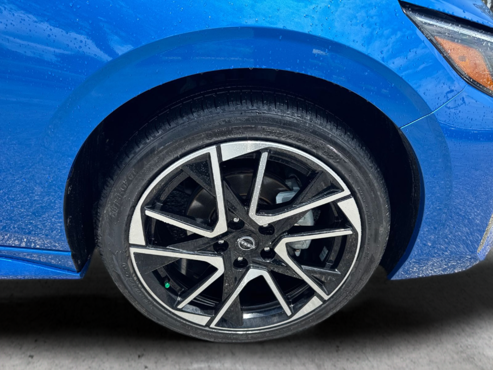 Certified Used 2025 Blue Nissan SR image 36