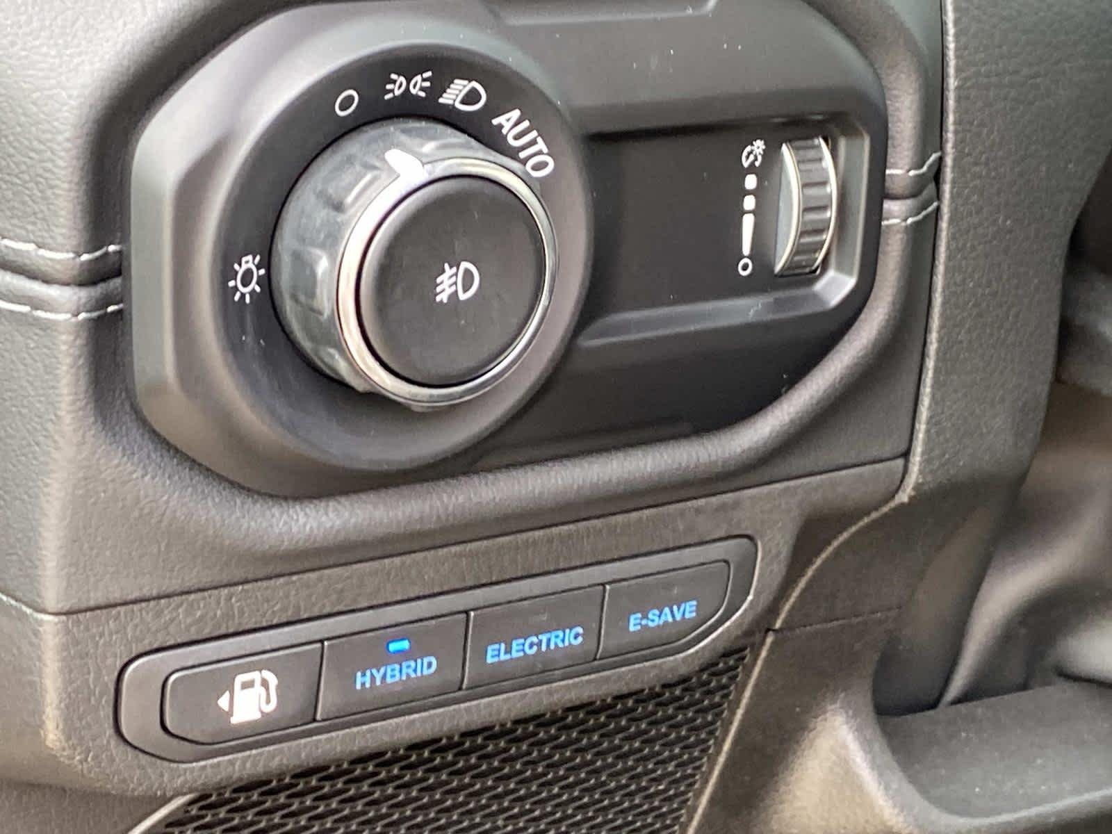 Certified Used 2024 Black Clearcoat Jeep Sahara image 30