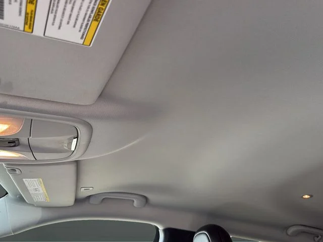 Used 2019 Gray Jeep Latitude Plus image 14