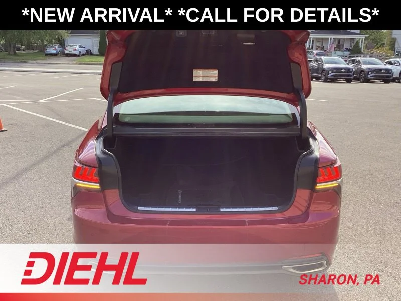 Used 2018 Red Lexus 500 Base image 16