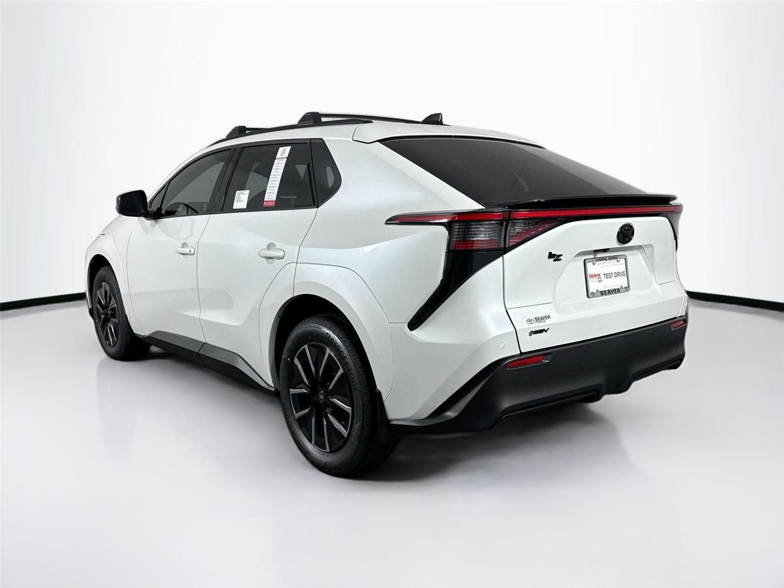 New 2026 Wind Chill Pearl Toyota XLE image 8