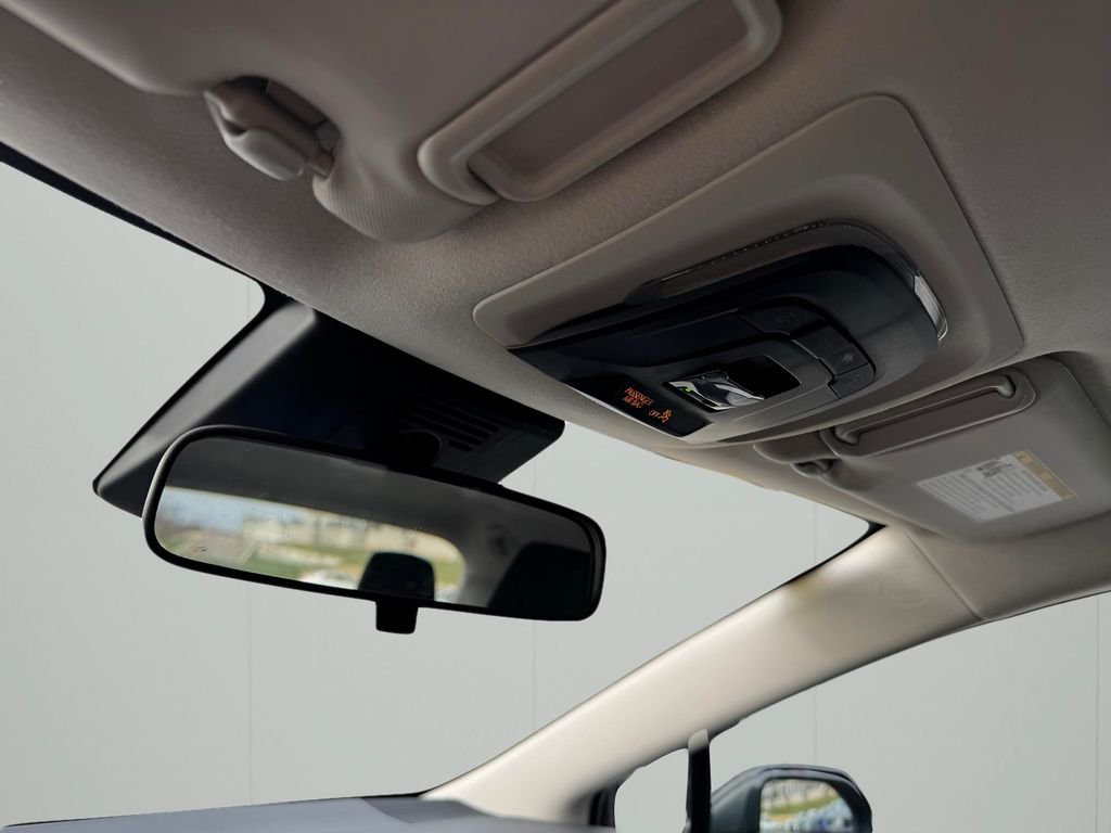 Used 2024 Blueprint Toyota LE image 27