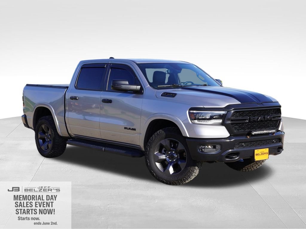 2024 RAM 1500 Big Horn/Lone Star 4x4 Crew Cab 5'7's photo