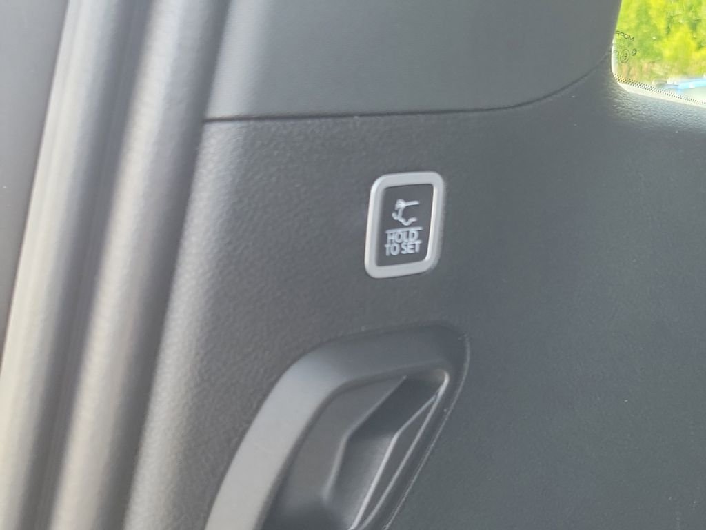 New 2026 Bright White Clearcoat Jeep Limited Altitude image 9