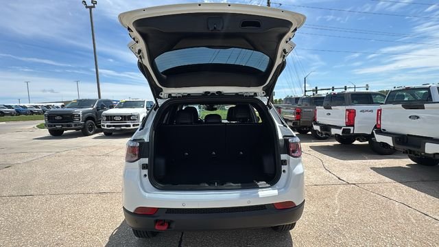 Certified Used 2025 White Jeep Trailhawk image 15