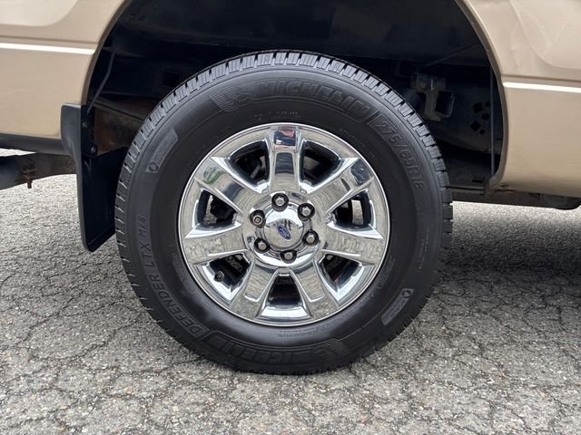 Used 2013 Pale Adobe Metall Ford XLT image 28