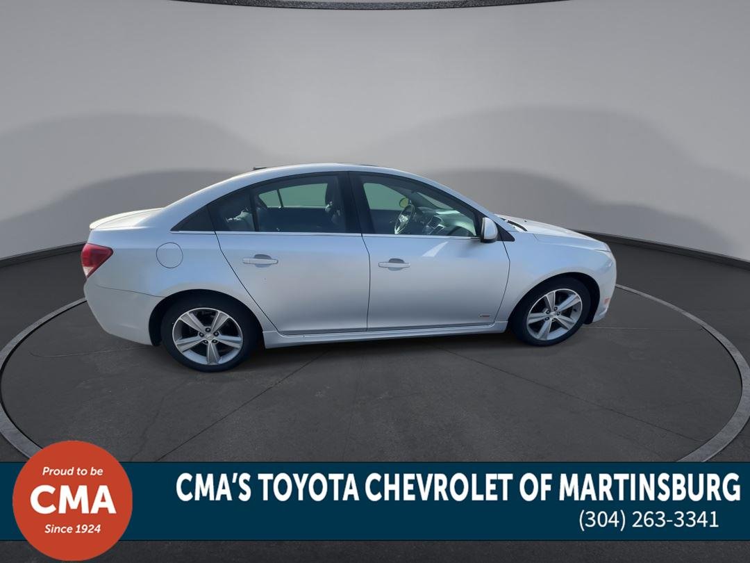Used 2014 Silver Ice Metallic Chevrolet 2LT image 9