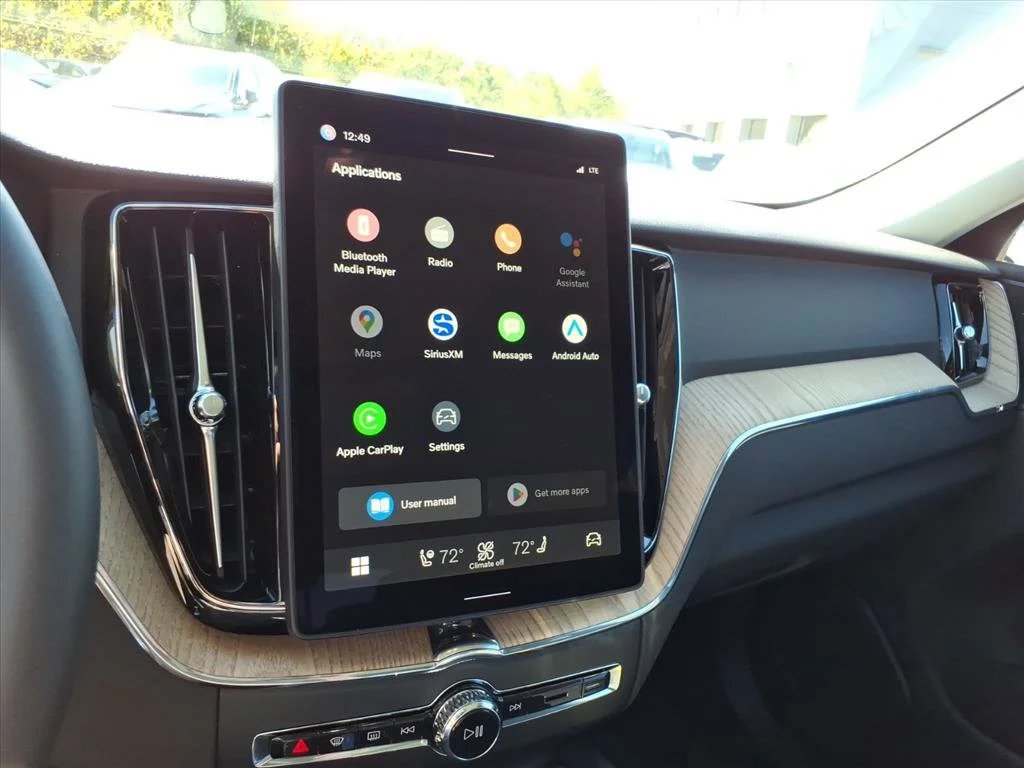 2026 Volvo XC60 Plus - Photo 19