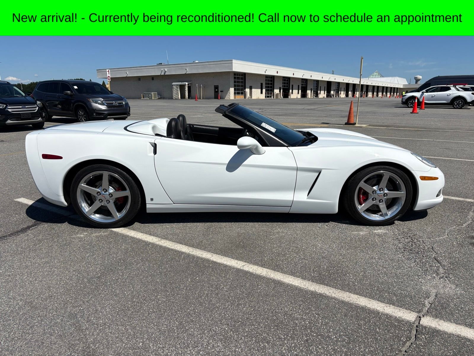 Used 2006 Arctic White Chevrolet Base image 2
