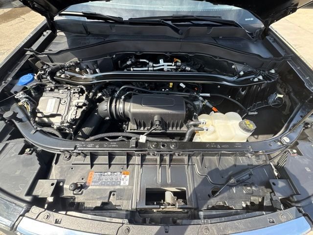 Used 2024 Gray Ford Limited image 10