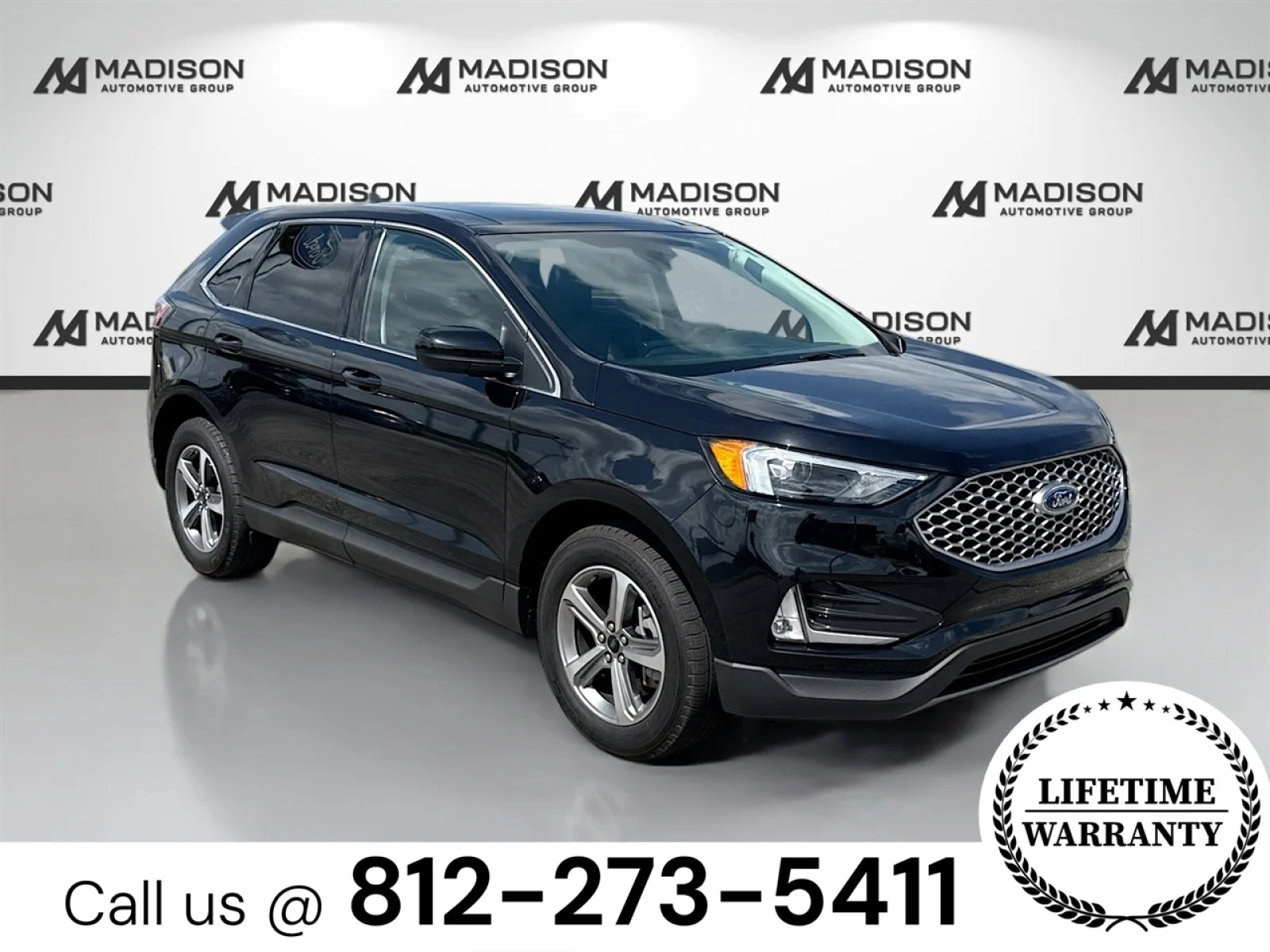 Used 2024 BLACK Ford SEL image 3