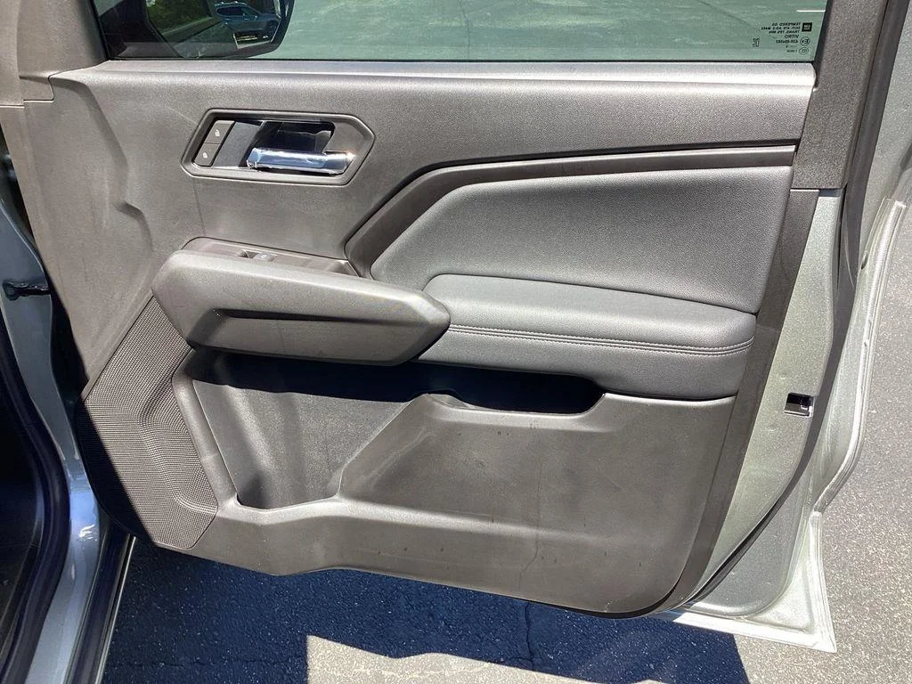 New 2026 Sterling Gray Metallic Chevrolet LT image 20