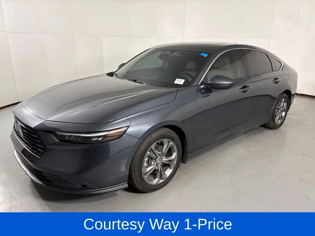 Used 2024 Gray Honda EX image 5