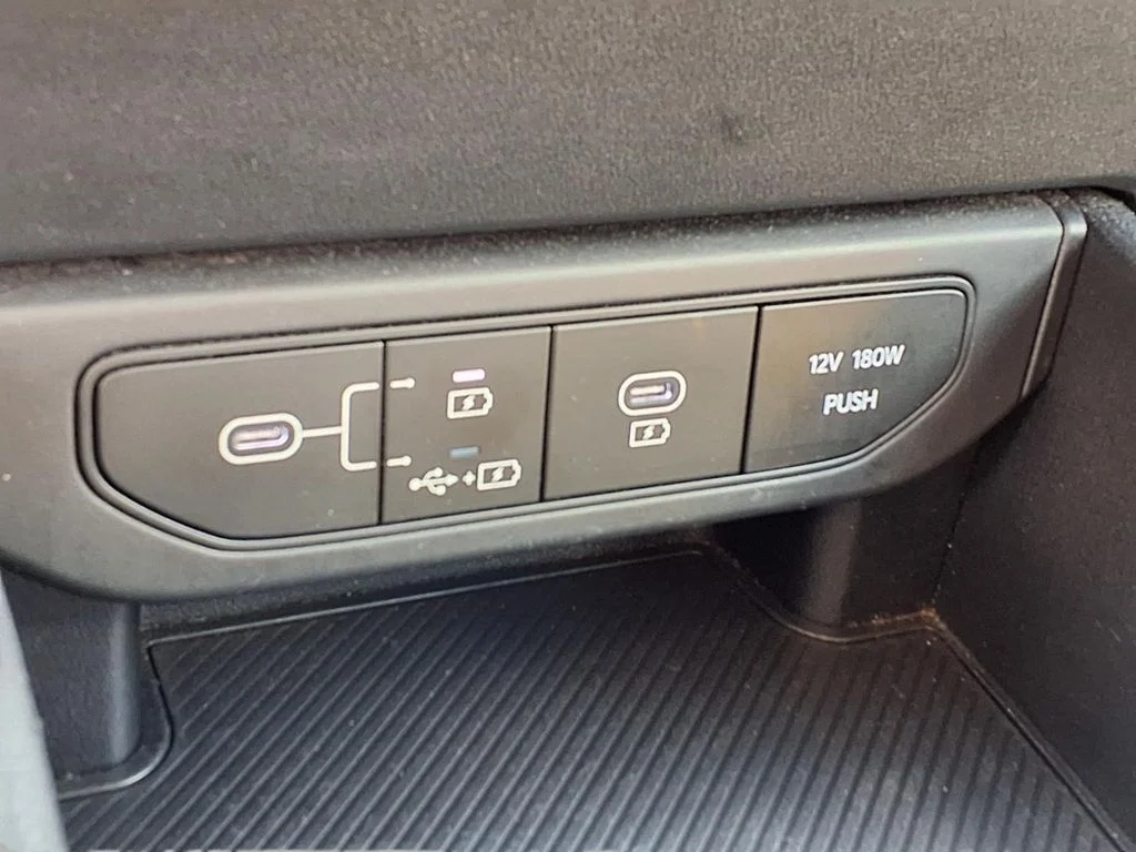 Certified Used 2025 Blue Kia LXS image 9
