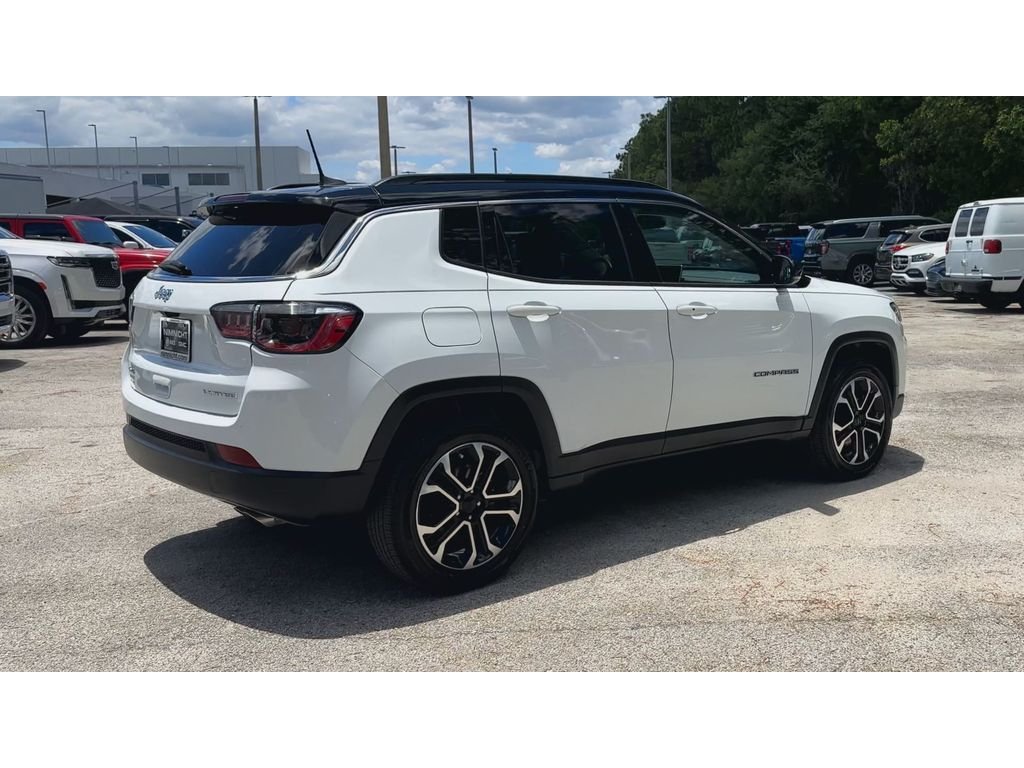 Used 2022 White Jeep Limited image 8