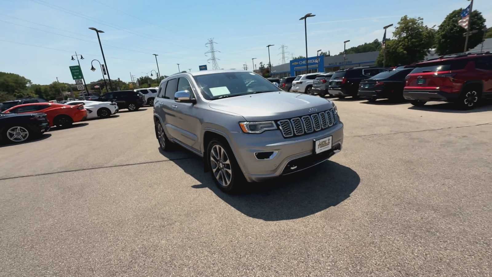 Used 2018 Jeep Grand Cherokee Overland with VIN 1C4RJFCG6JC478343 for sale in Hales Corners, WI