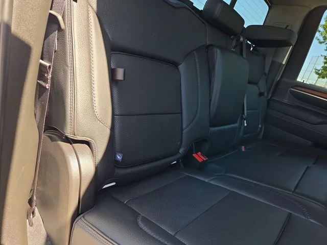 Used 2025 White GMC Denali image 24